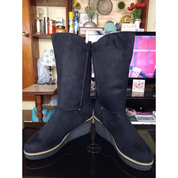 Women's black velvet fur lined boots 8 - Picture 3 of 4